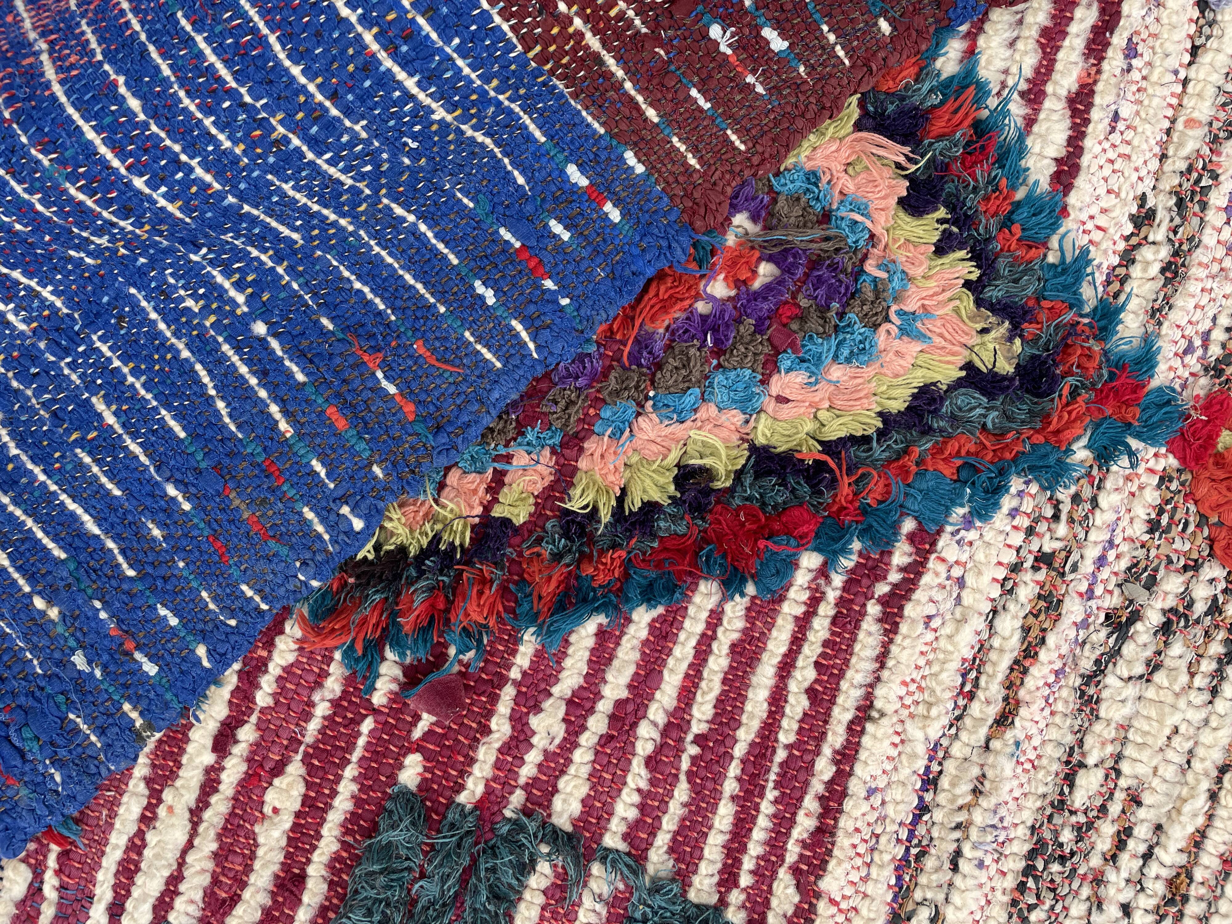 Vintage moroccan carpet berbere boucherouite