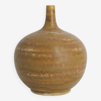 Scandinavian Modern Collectible Small Spherical Stoneware Vase by Gunnar Borg for  Höganäs Keramik