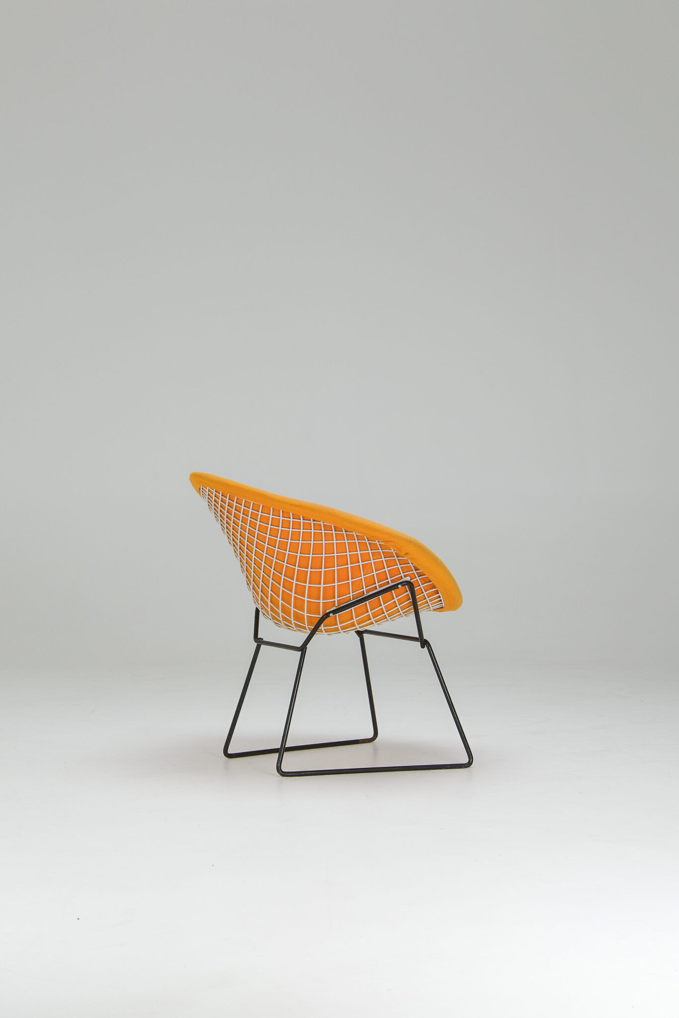 Diamond Chair – Yellow Upholstery - Harry Bertoia