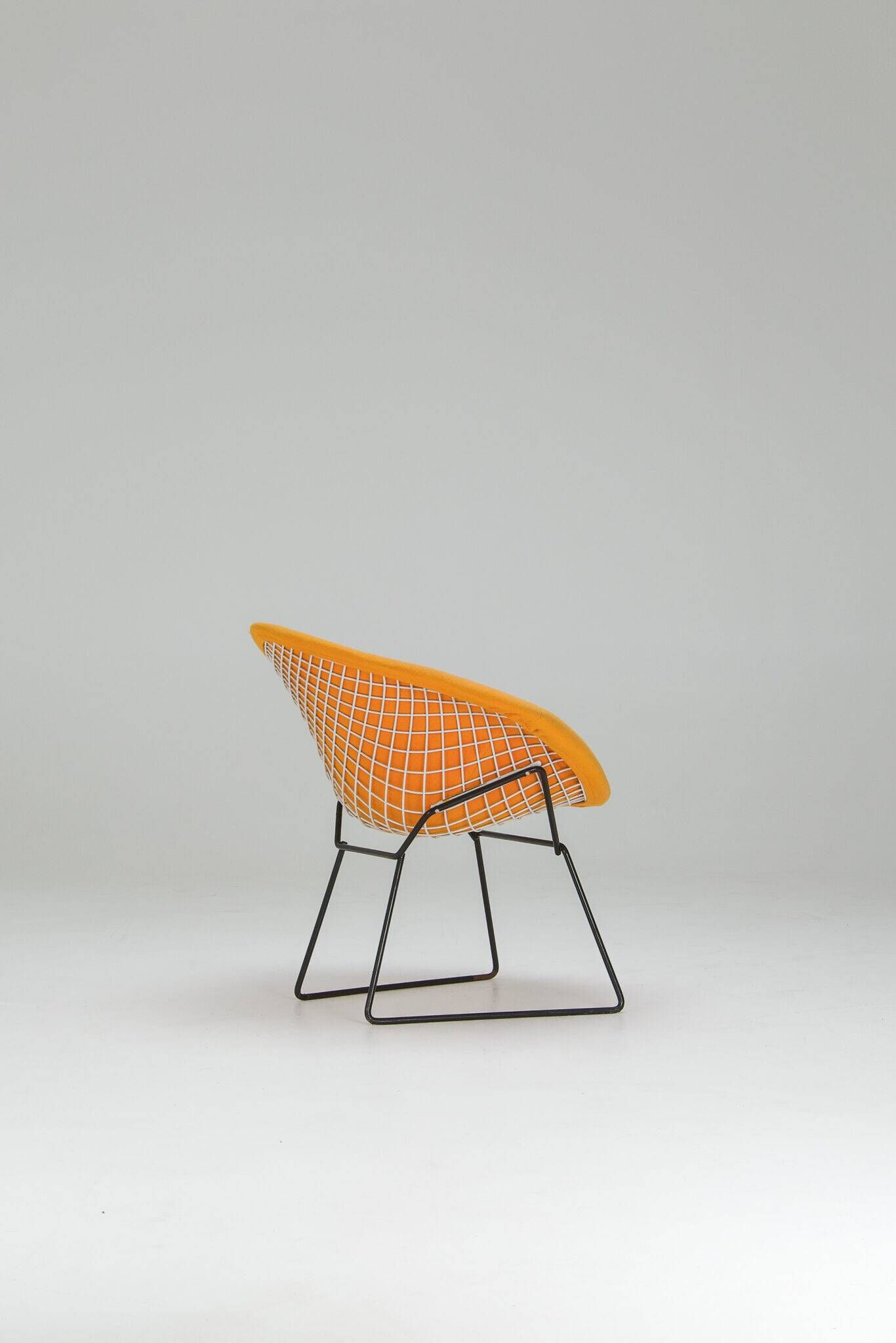 Diamond Chair – Yellow Upholstery - Harry Bertoia