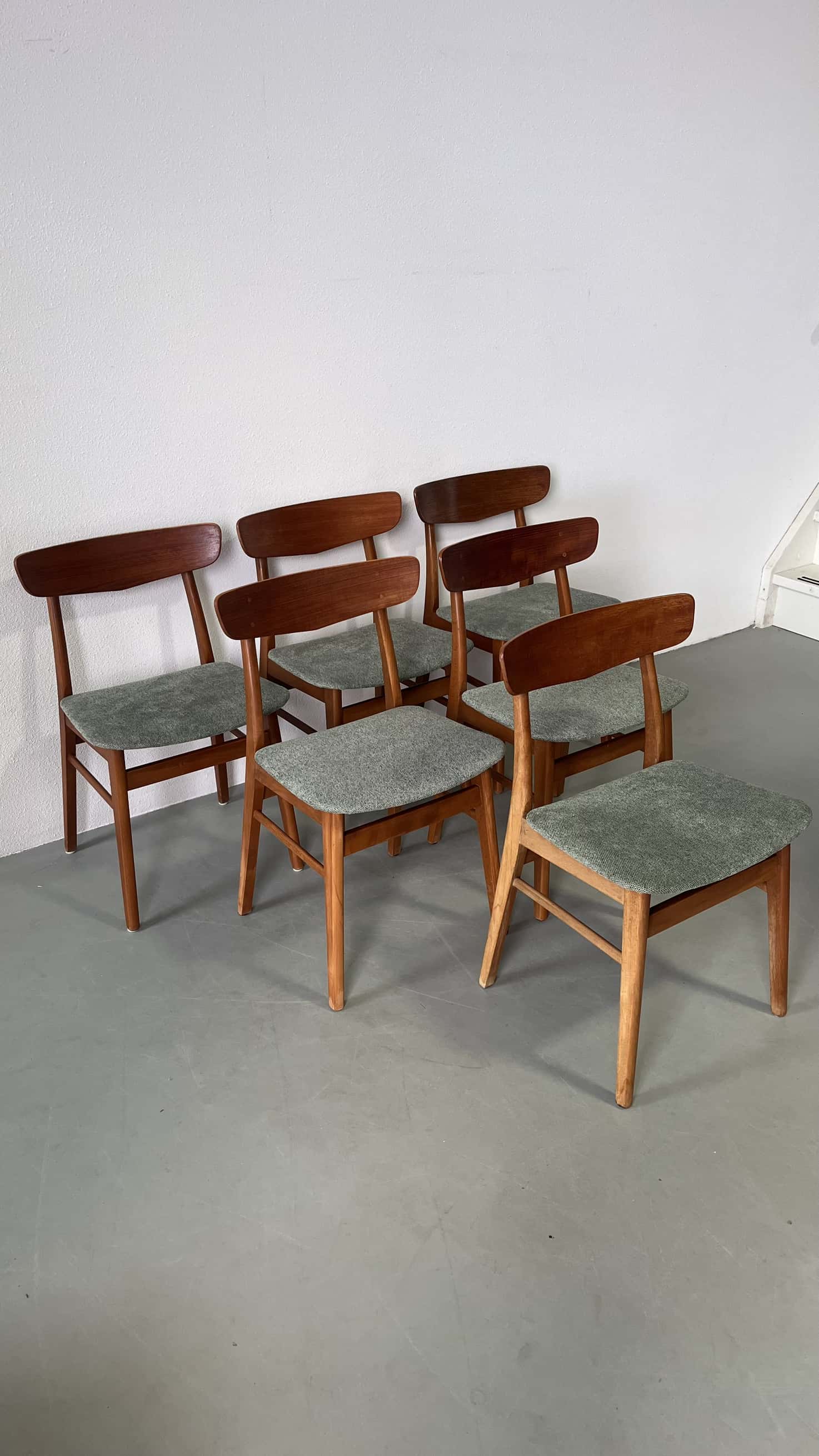 Vintage set of 6 chairs
