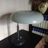 Desk lamp