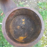 Ashtray on wooden legs