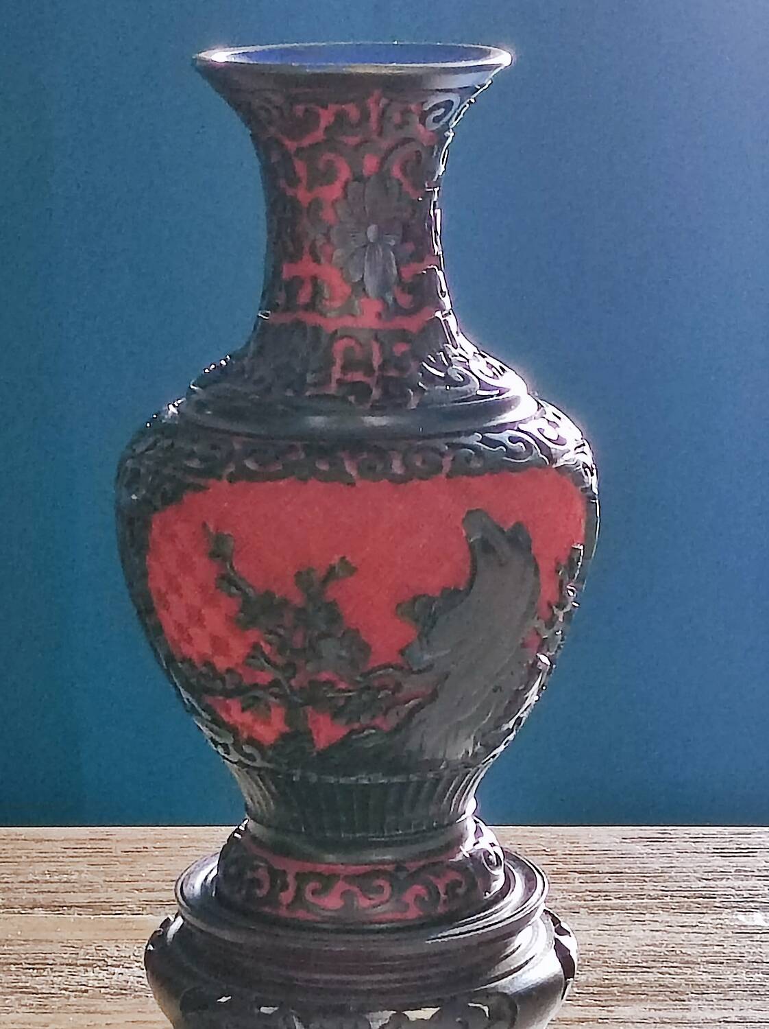 Cinnabar vases