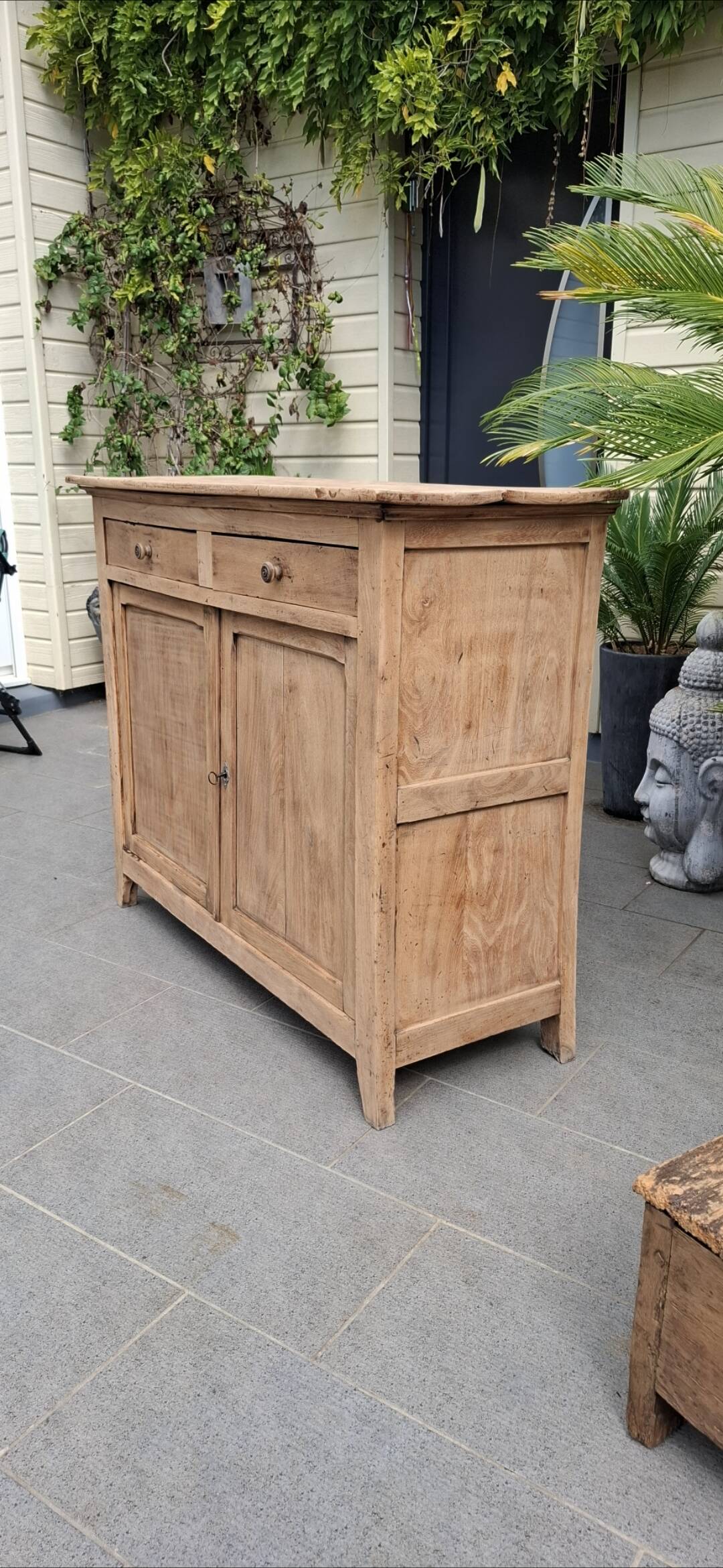 Renovated Parisian buffet