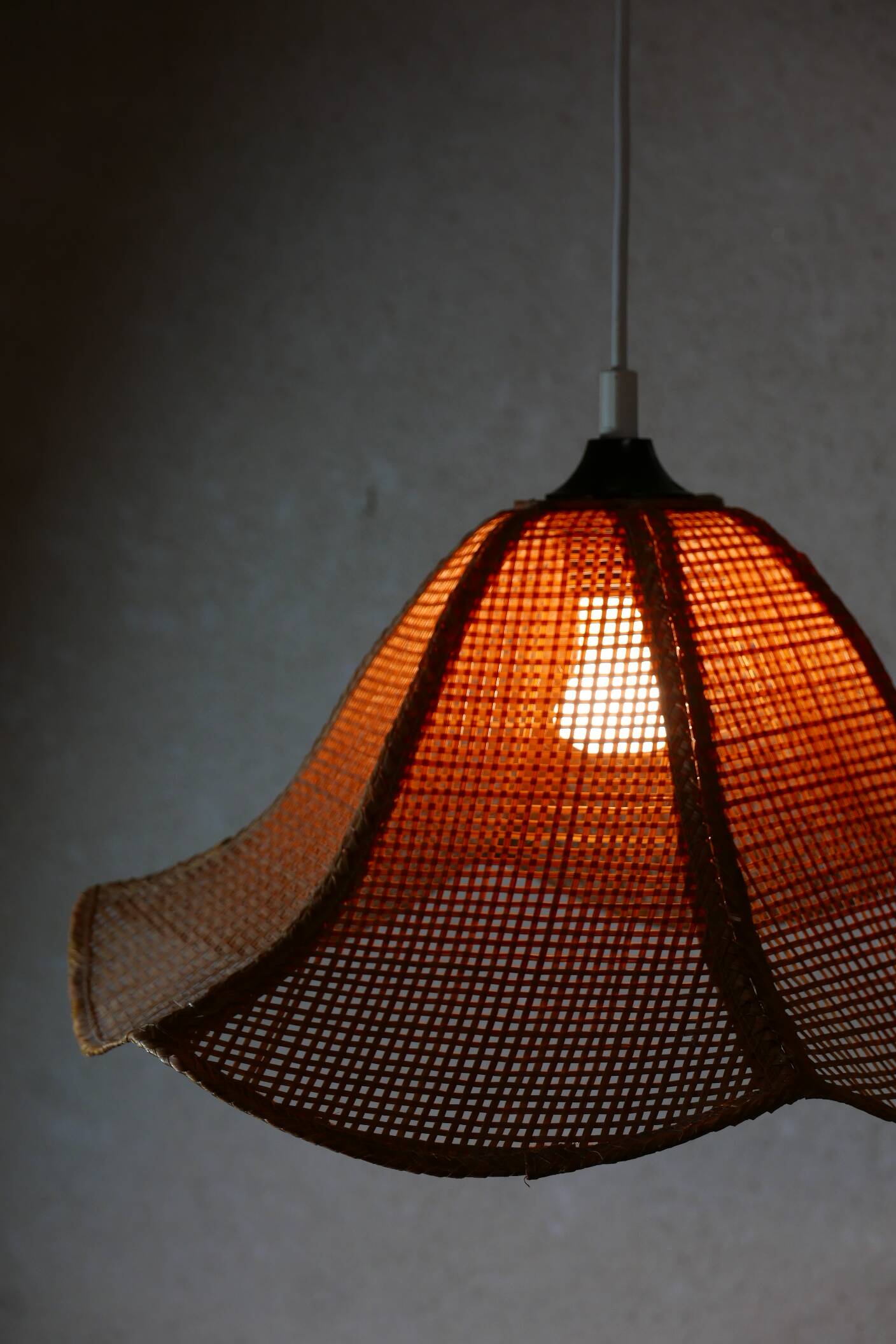 Rattan pendant light