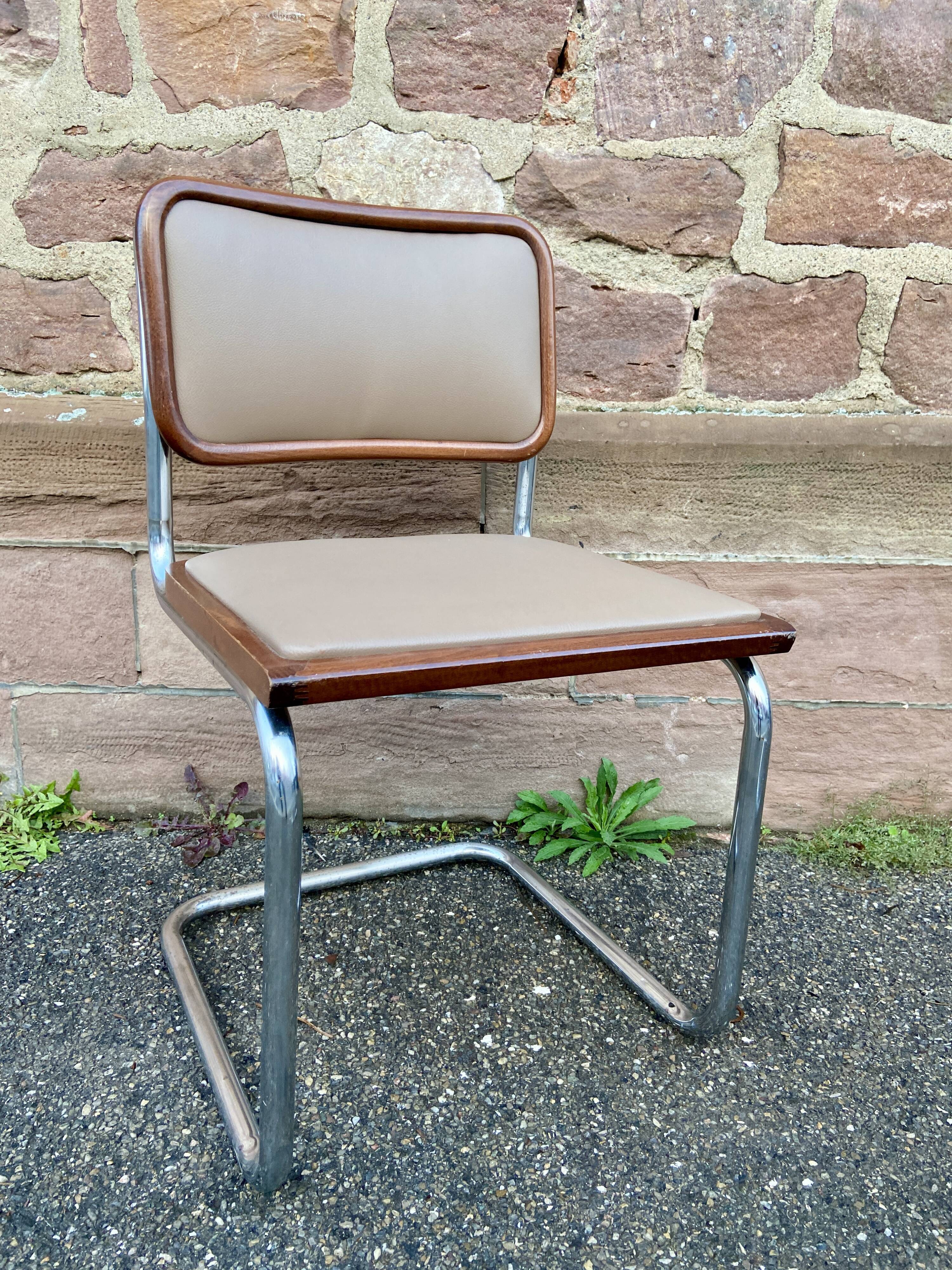 Pair of chairs Cesca B32 by Marcel Breuer Italy 1980