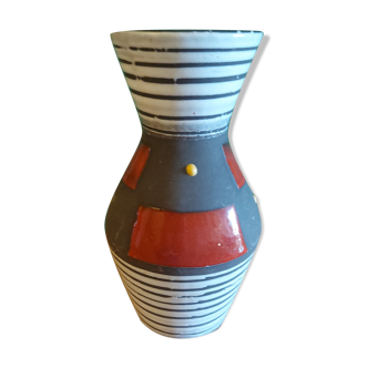 Ceramic vase