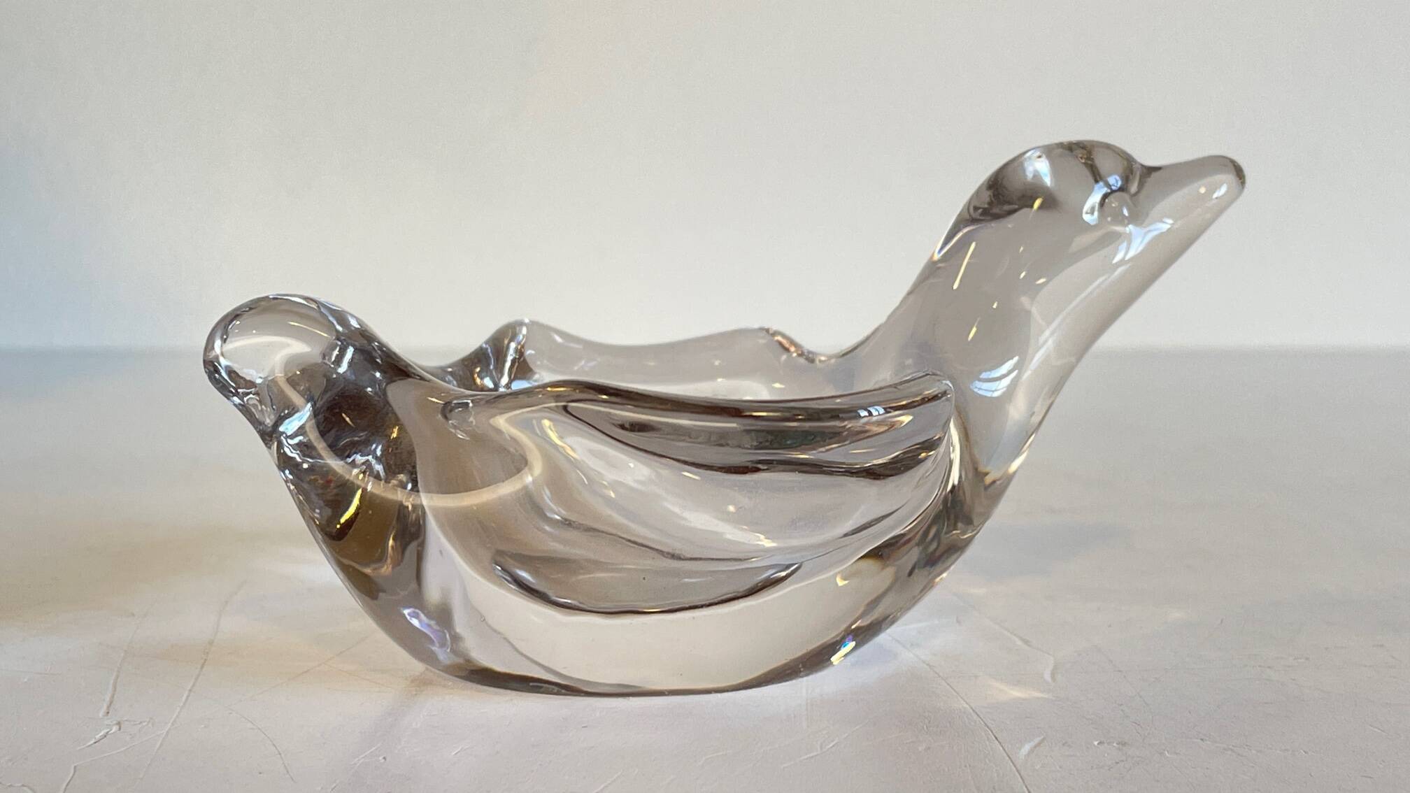 Empty crystal pocket in vintage bird shape