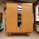 Armoire vintage