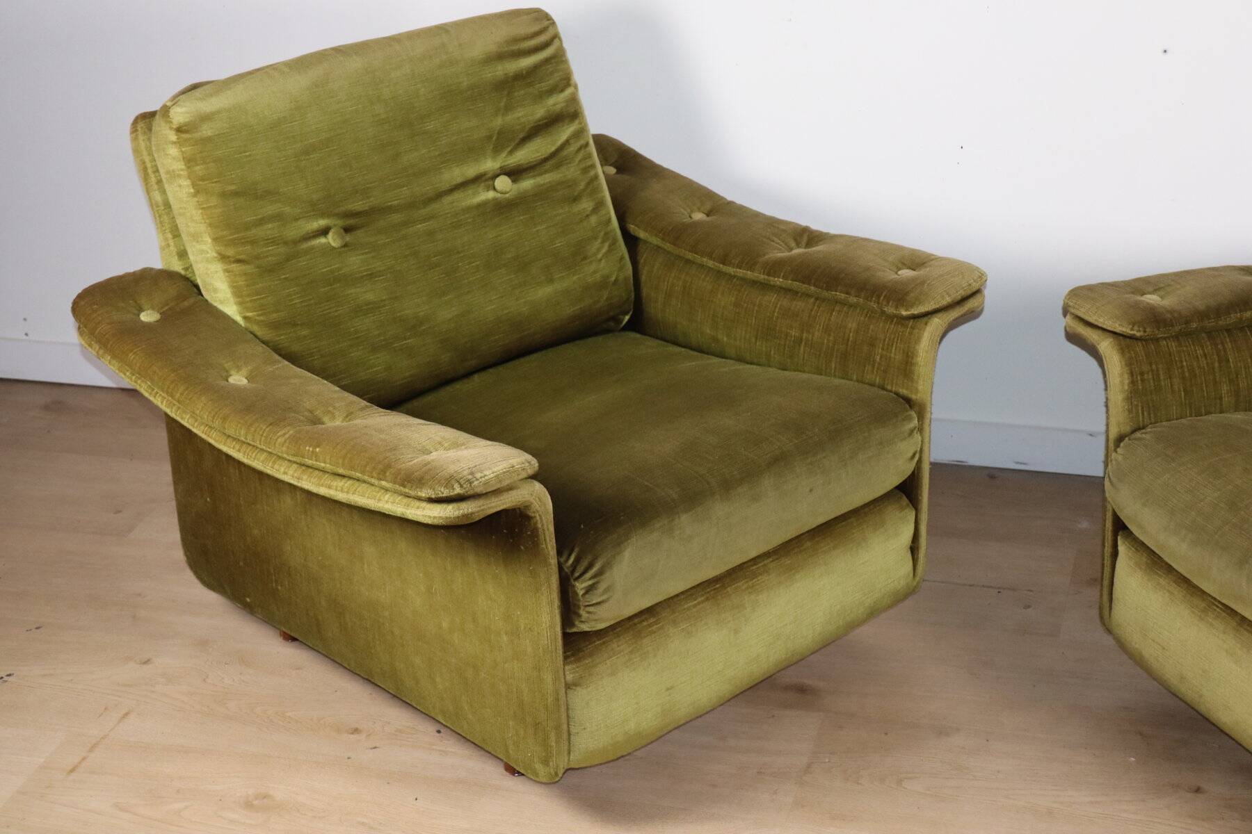 Pair of vintage velvet armchairs – 1960s