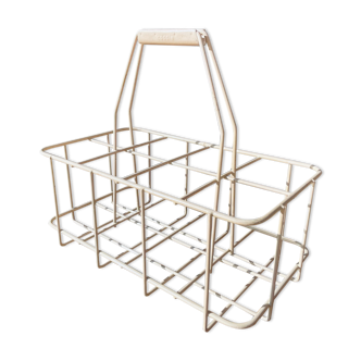 Shopping cart bottle holder