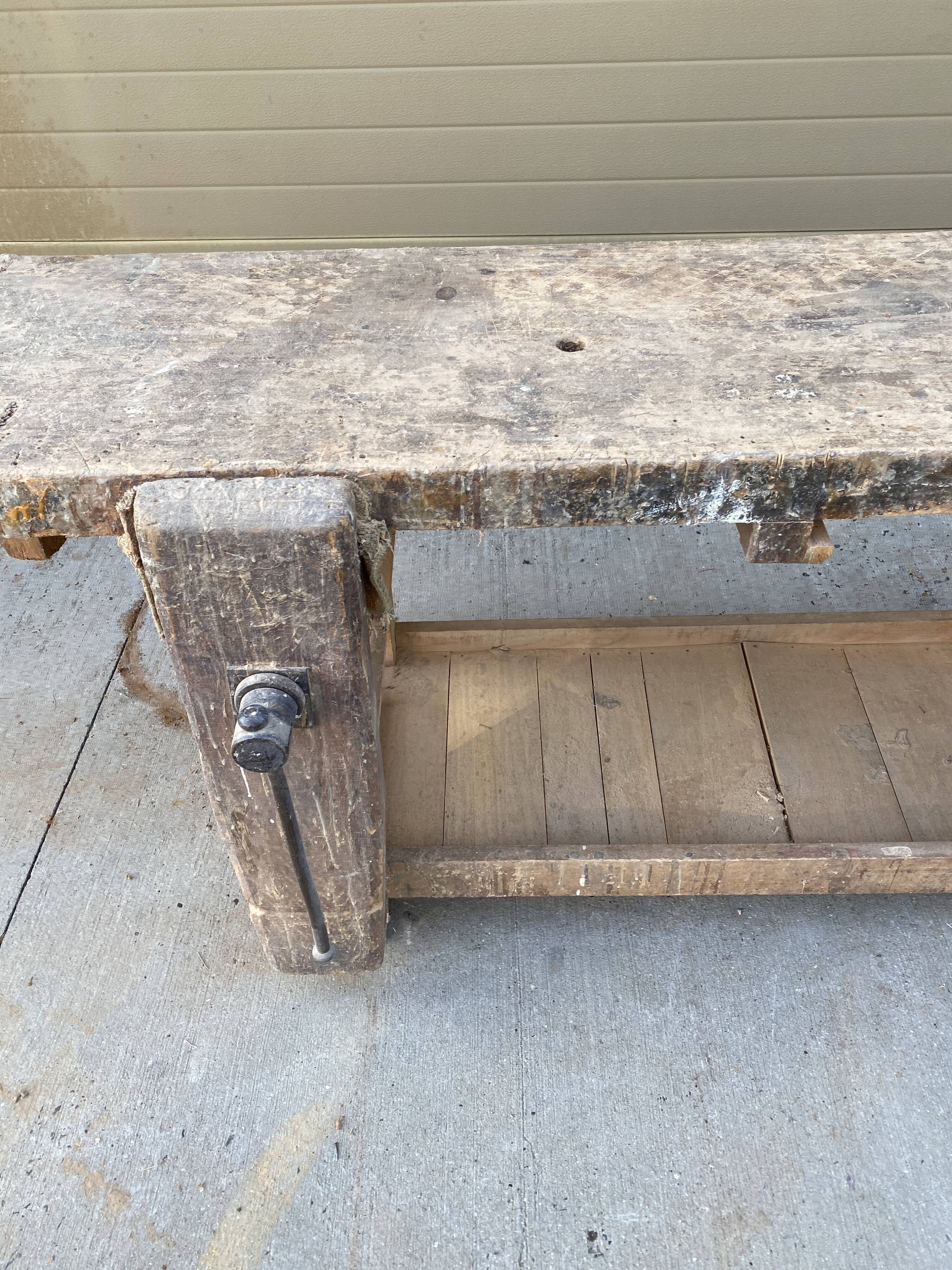 Joiner's workbench straight press