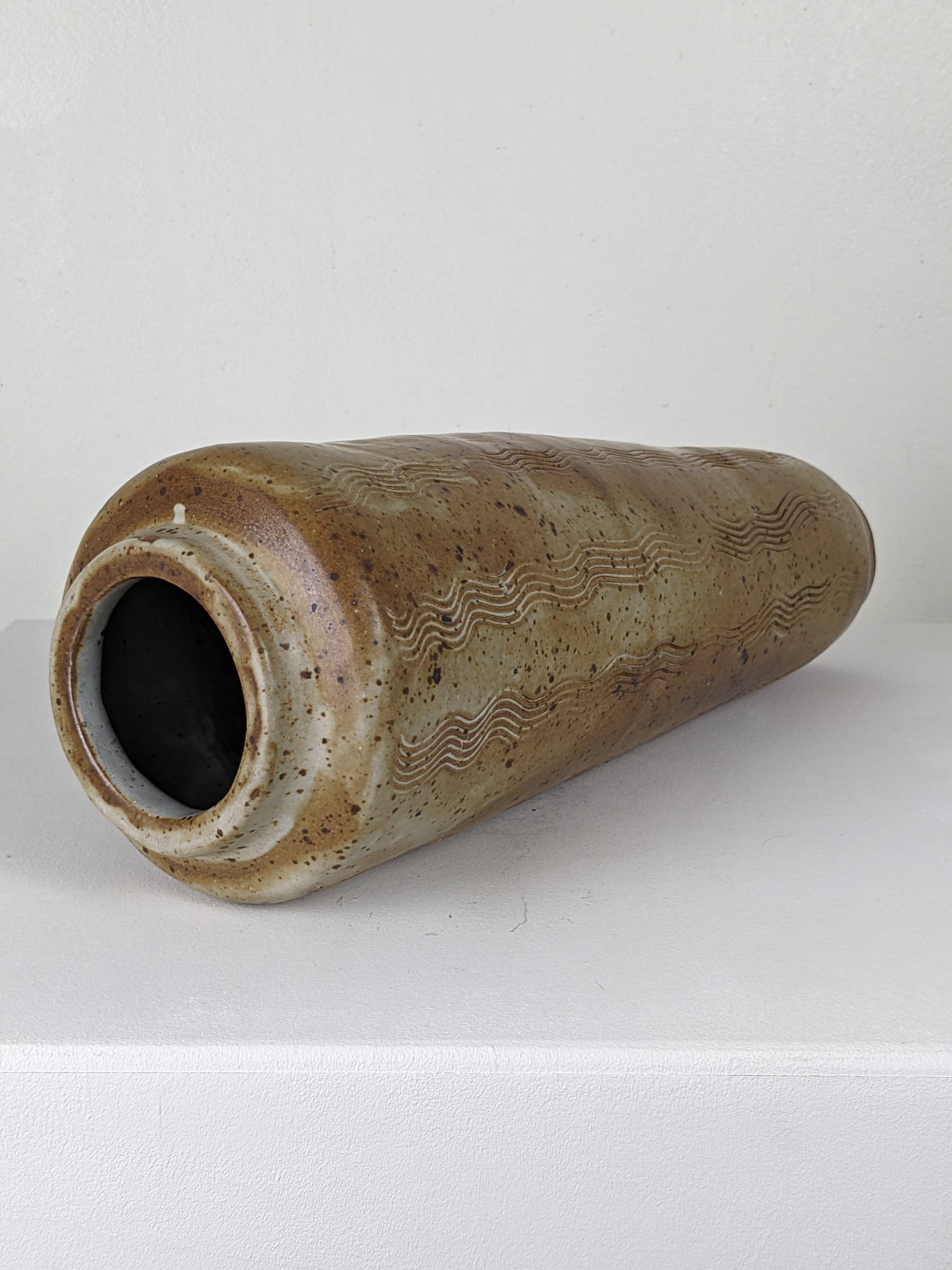 Pyrite stoneware vase with scarified wave decoration - 1970s