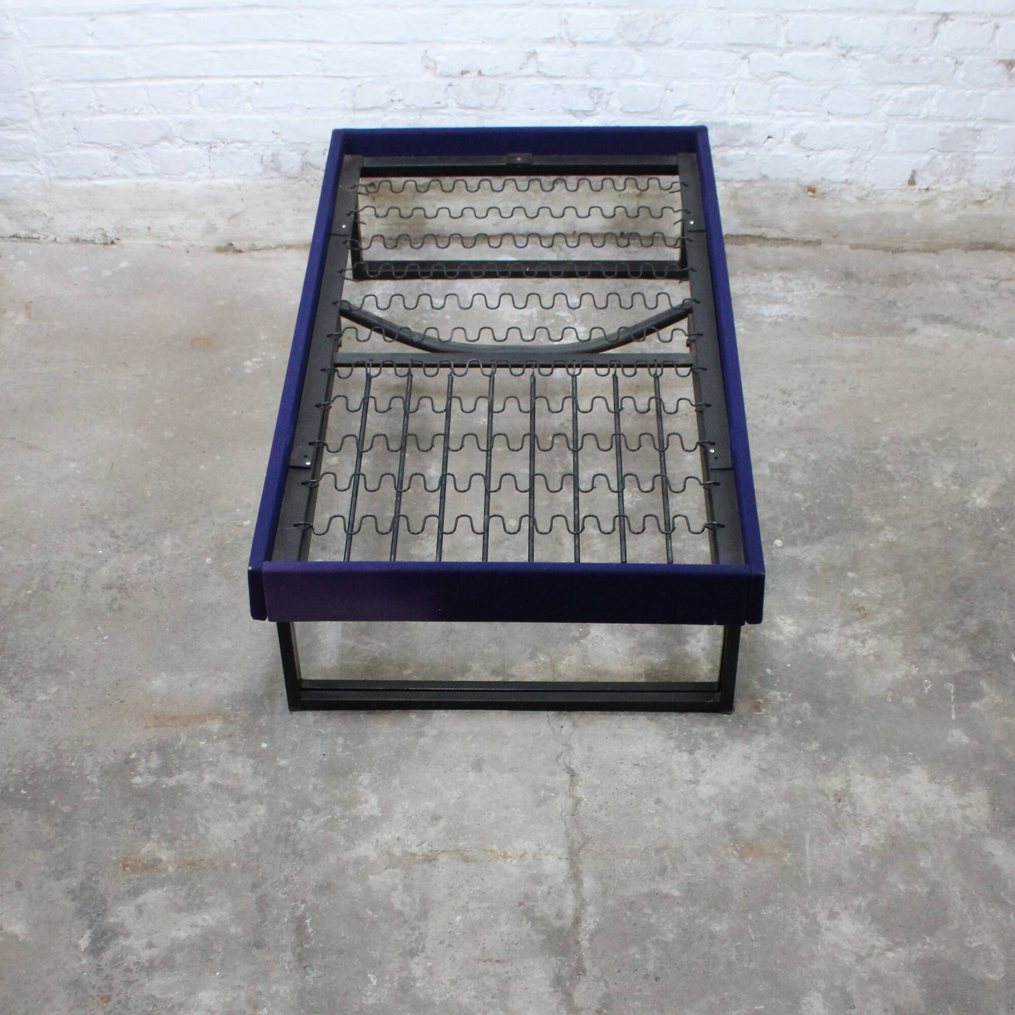 Single sofa bed model "62" by Pierre Guariche for Meurop 1960s