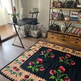 Romanian floral handwoven carpet made in wool, bohemian design with flowers