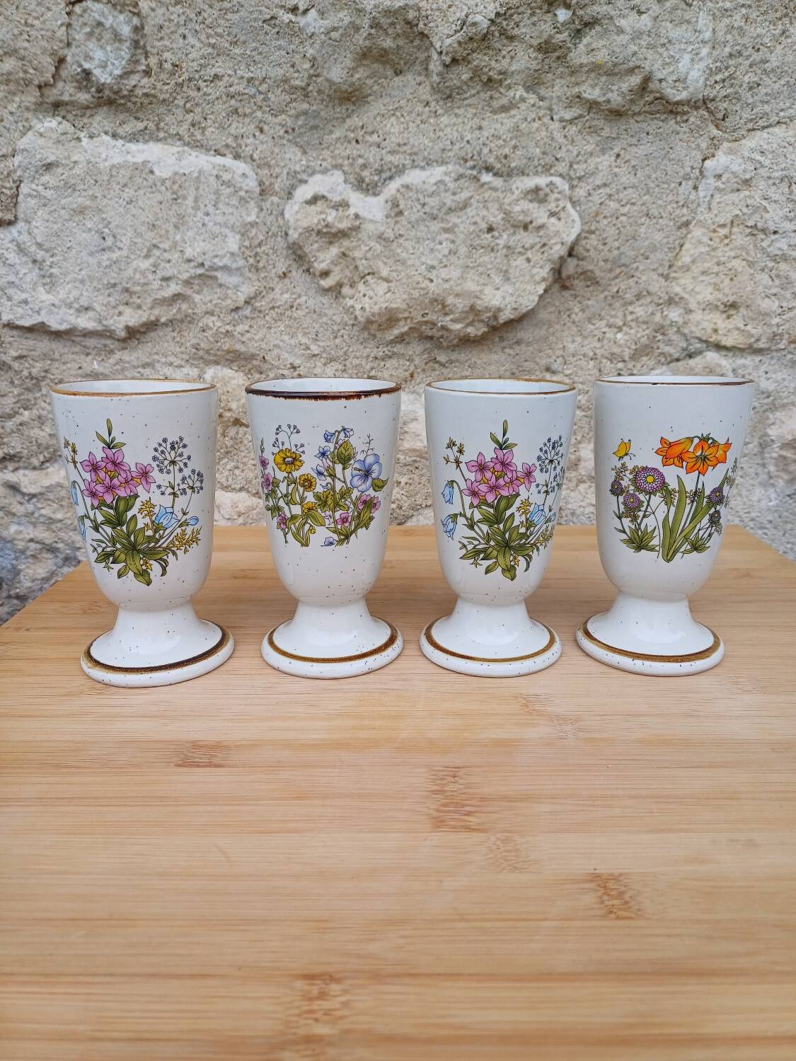 4 tasses Corée années 70