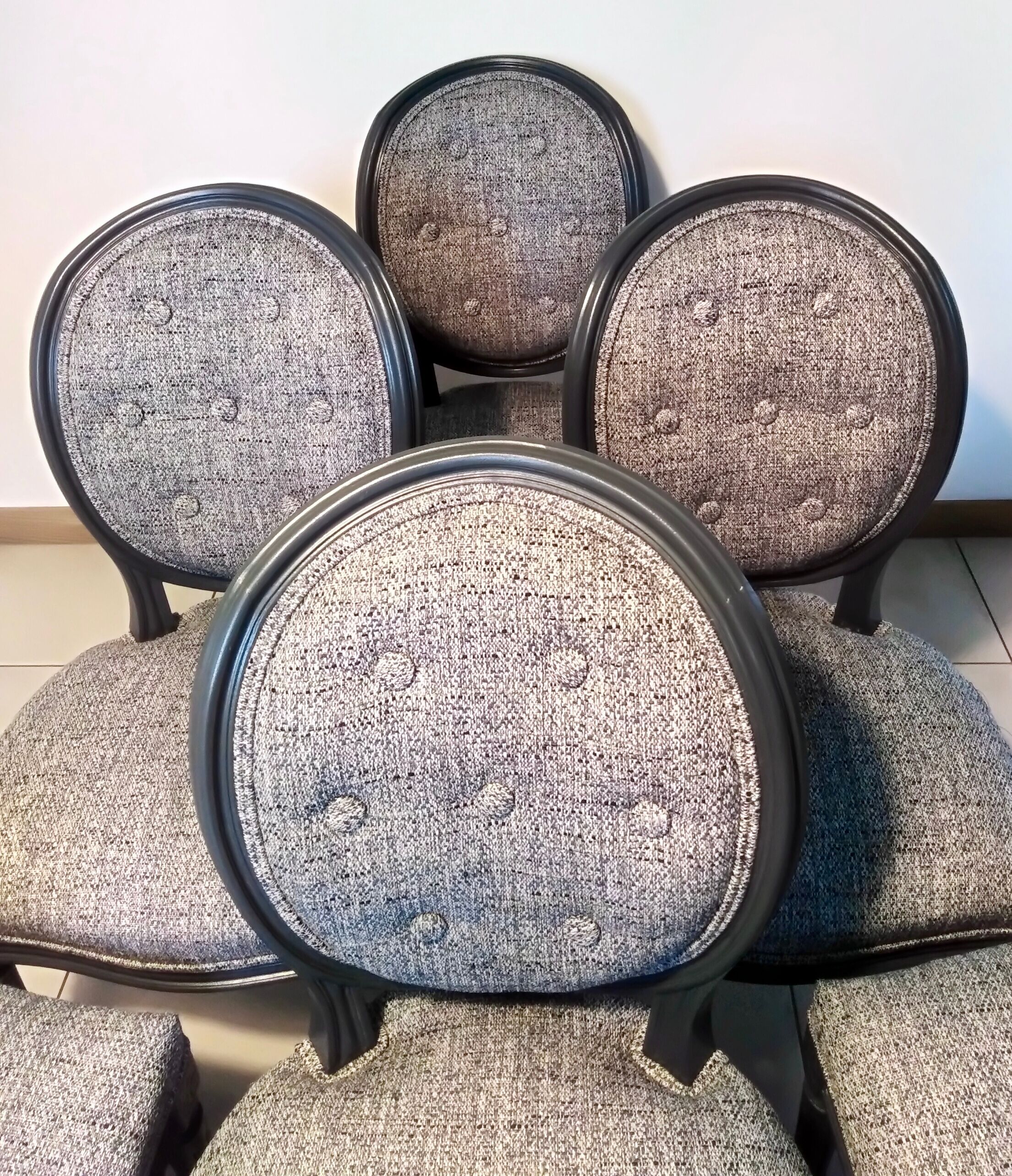 6 old medallion chairs fully restored