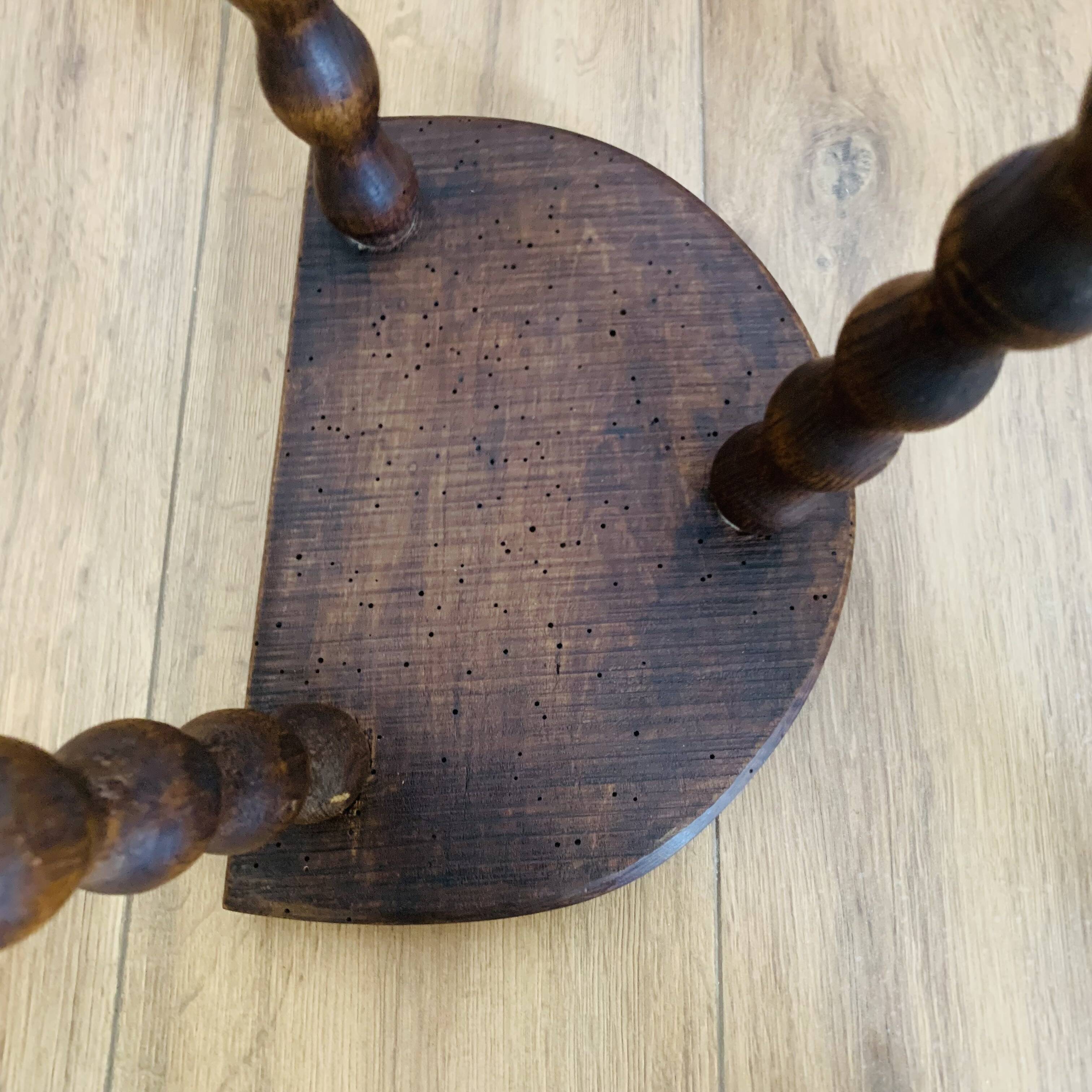 Ensemble de 4 tabourets tripodes