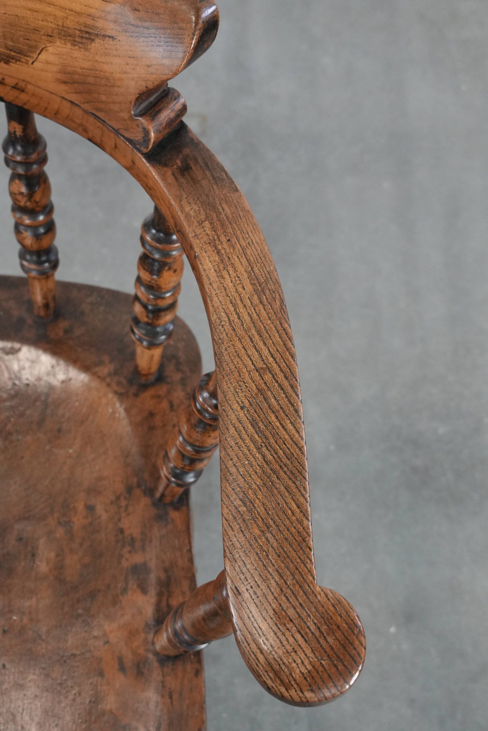 Antique English captain's chair/ desk chair from the early 19th century