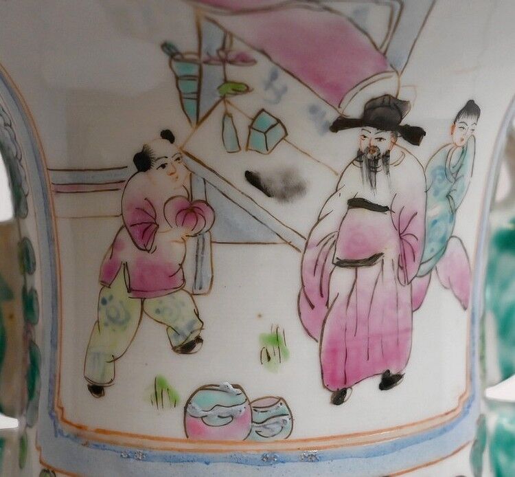 Porcelain vase, China – XXth