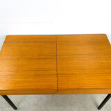 Retro minimalistic desk