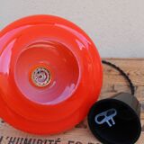 Suspension in orange opaline