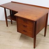Scandinavian “Boomerang” teak desk, 1960