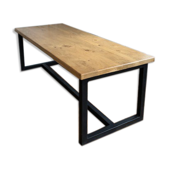 Industrial-style metal wood dining table