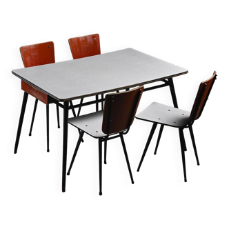 Ensemble table et chaises de cuisine André Sornay, Lyon 1955