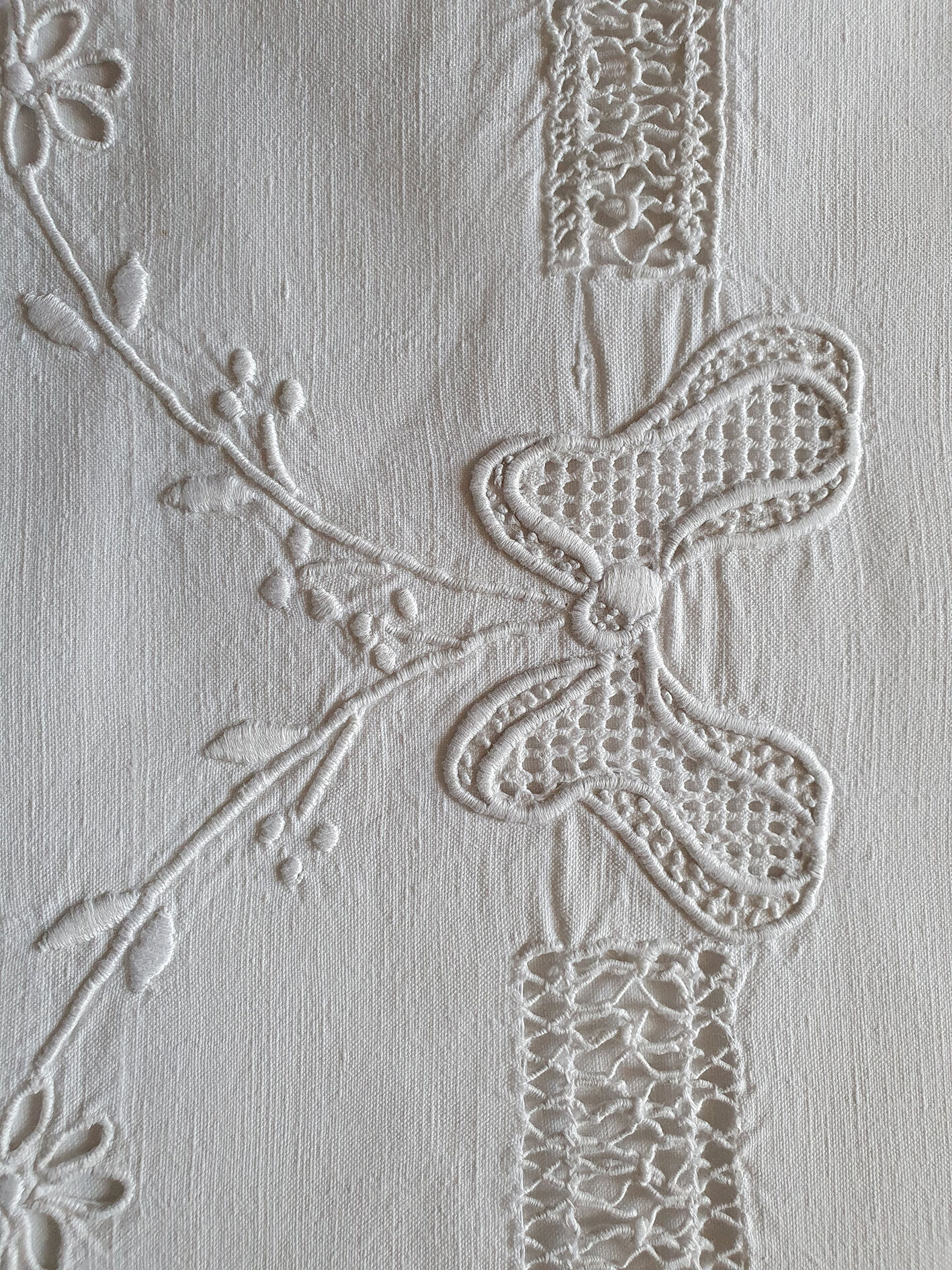 Ancient drapery embroidered with Venice days