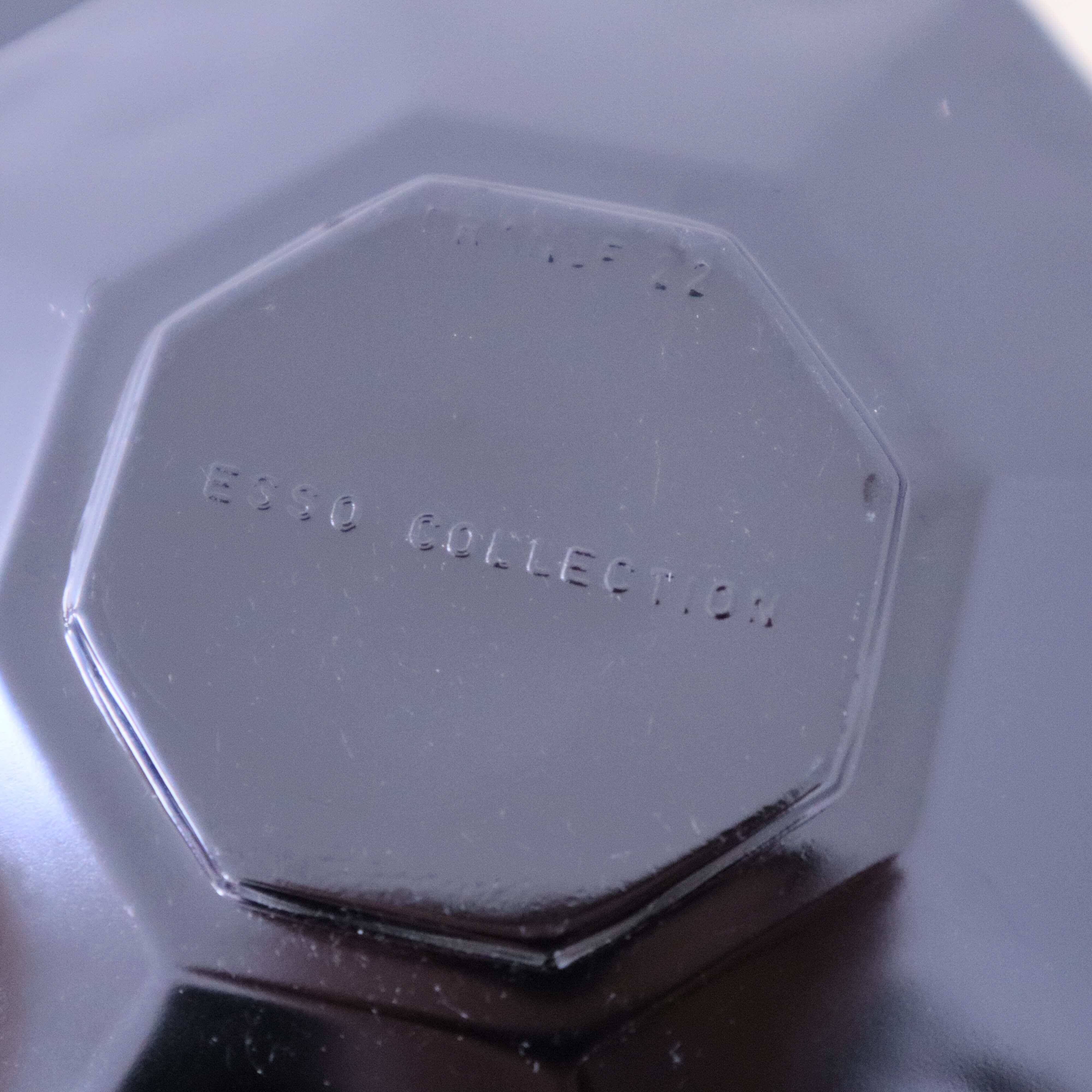 6 "Octime" black Arcoroc saucers