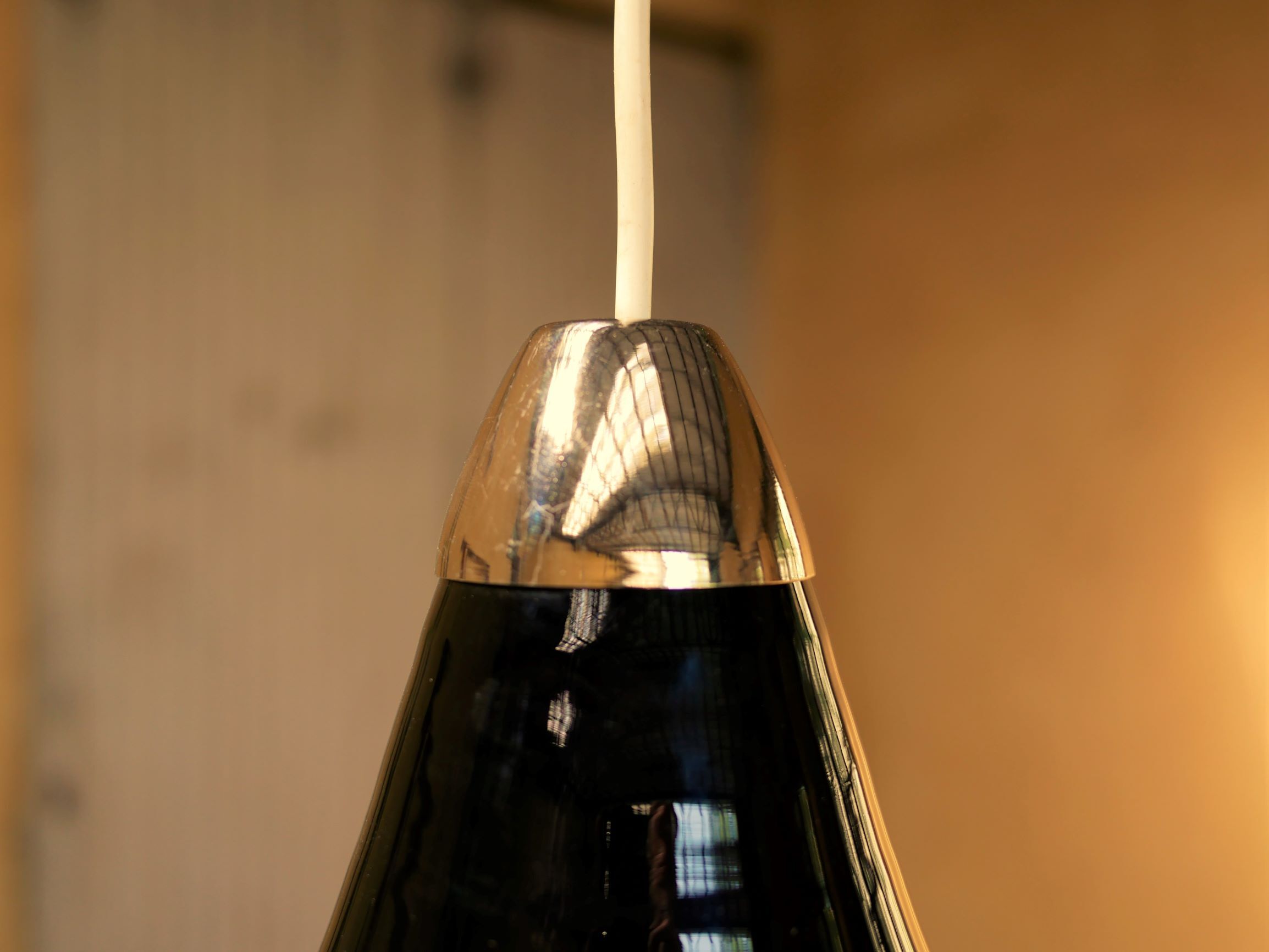 Suspension vintage noire en verre