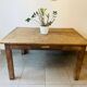 Très belle table de ferme vintage en bois massif