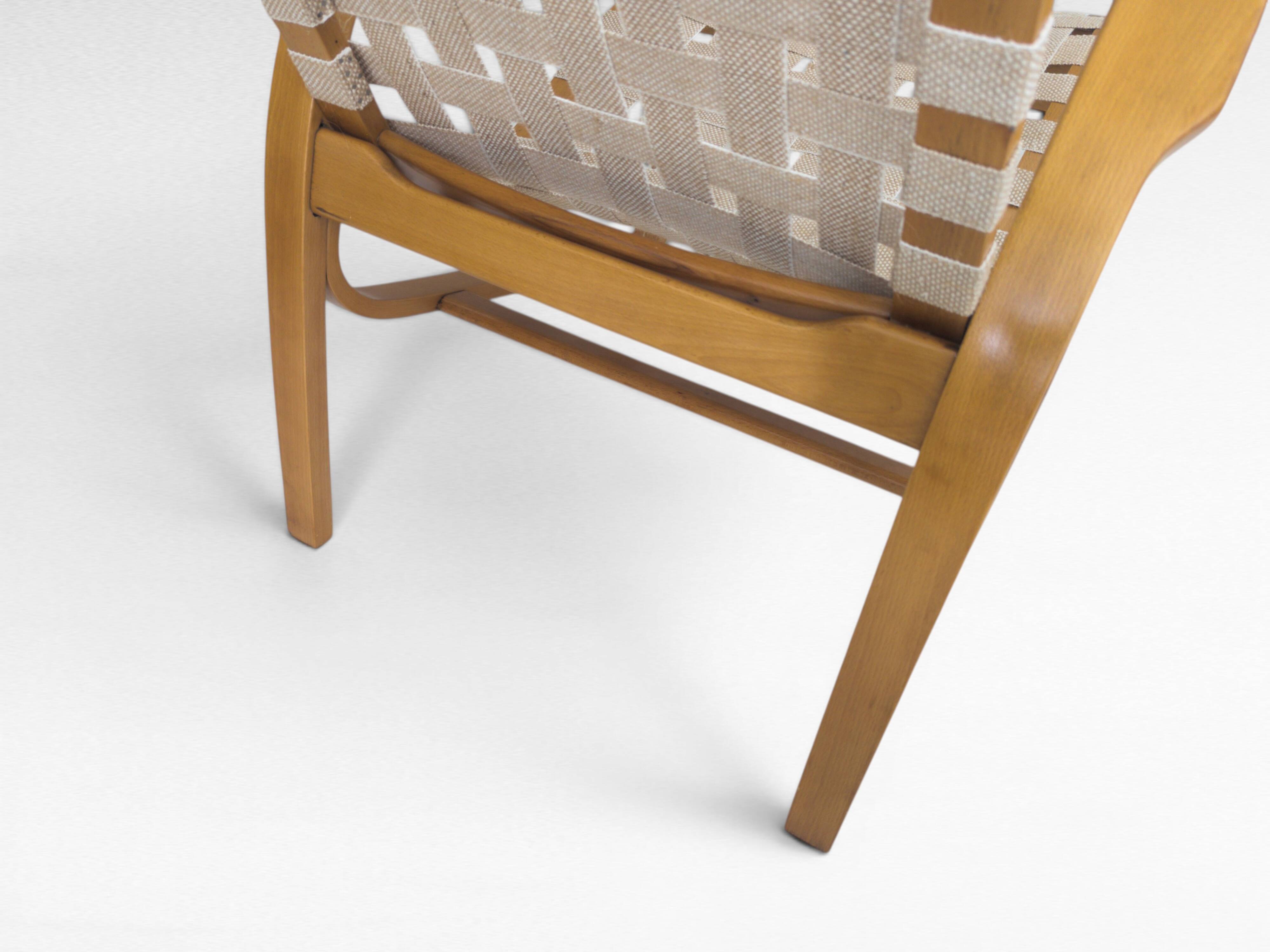 Chaise longue sculpturale en bois cintré par Jan Vaněk pour UP Zavody, années 1930.