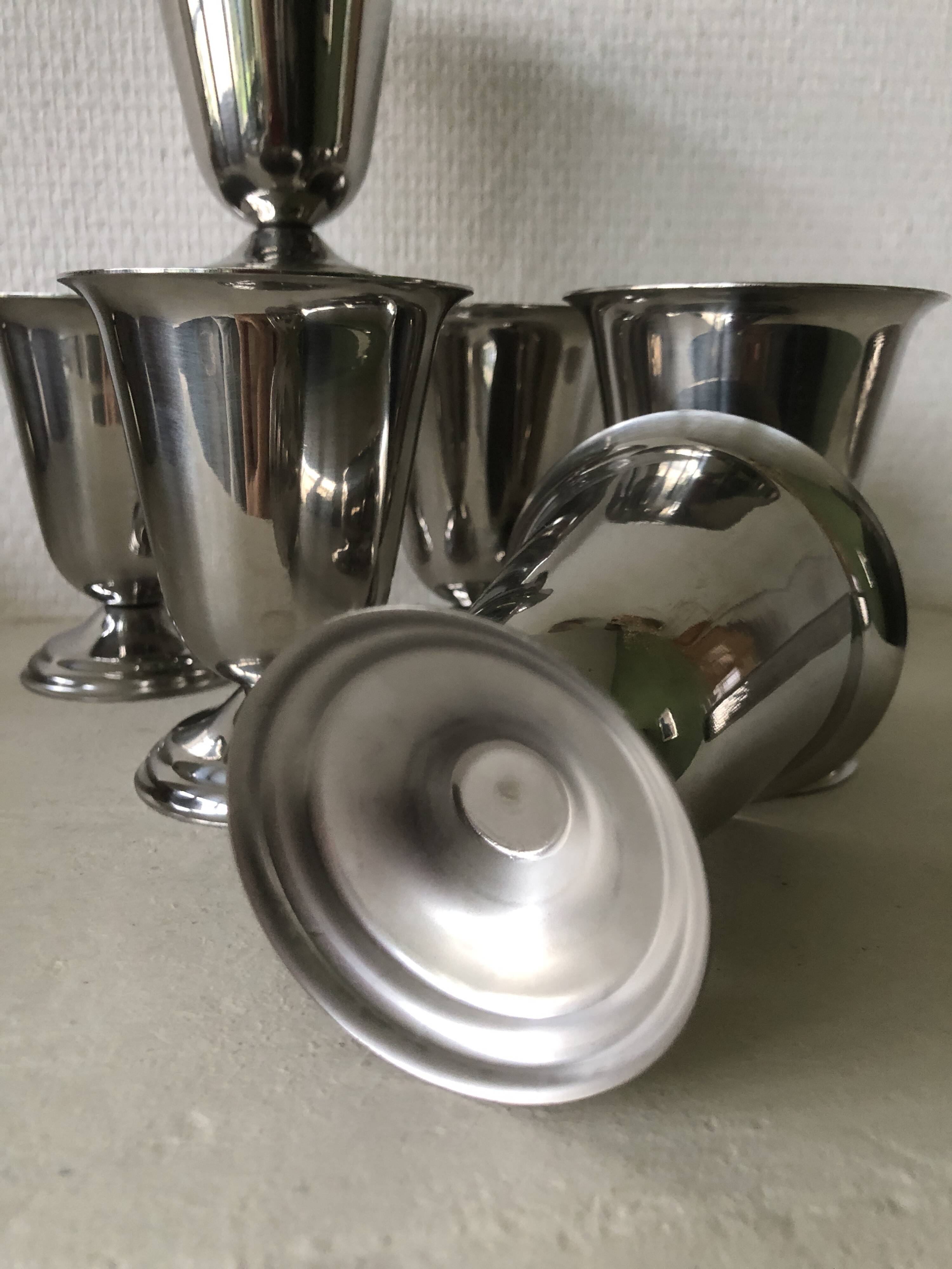 Set of 6 stainless steel bowls