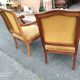 Paire de fauteuils en noyer époque Consulat