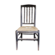 Chaise années 1900 avec dessin d'un chien de chasse brodé et perles  de bois
