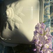 Large antique Villeroy and Boch porcelain dome dish