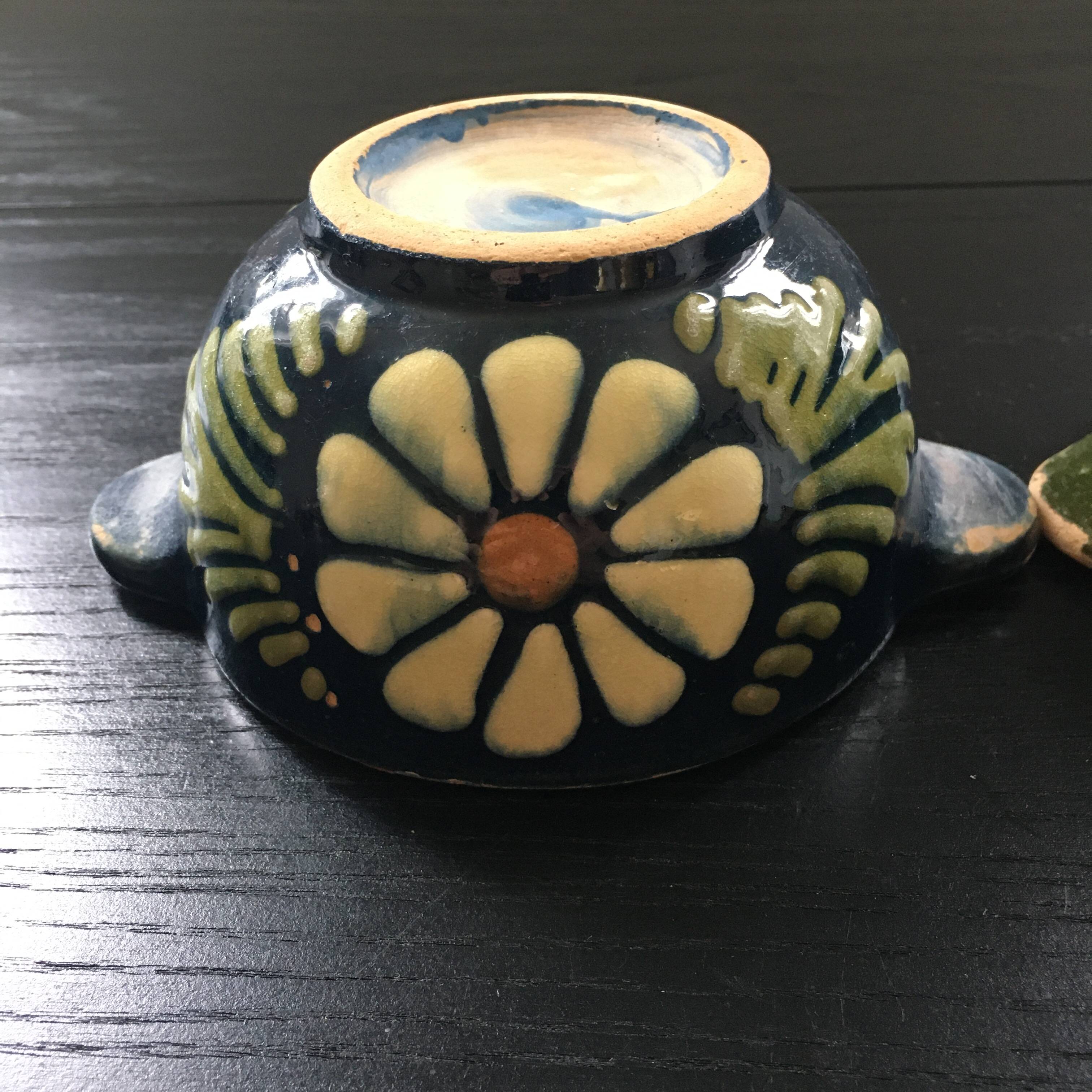 Pair of 2 antique ear bowls