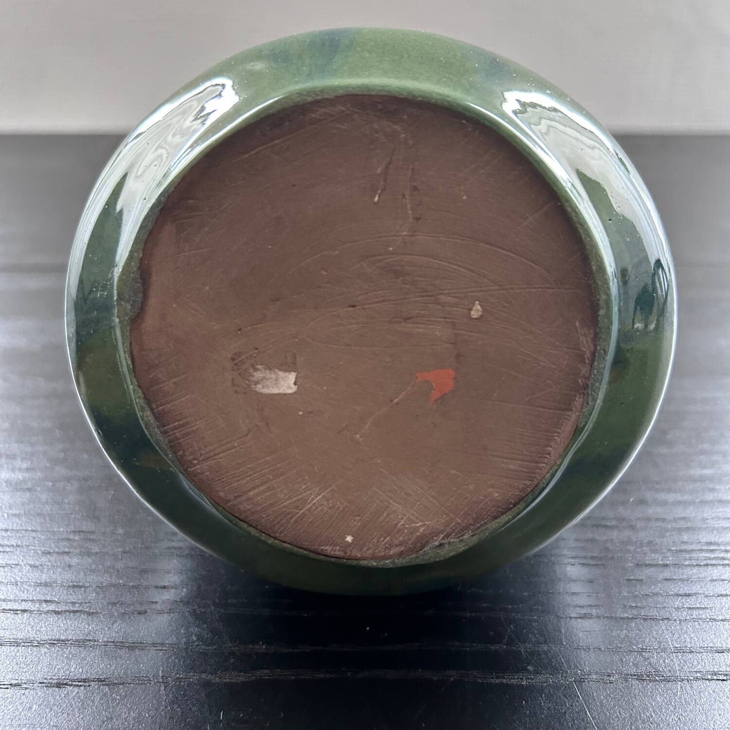 Artist's vase in mixed earth