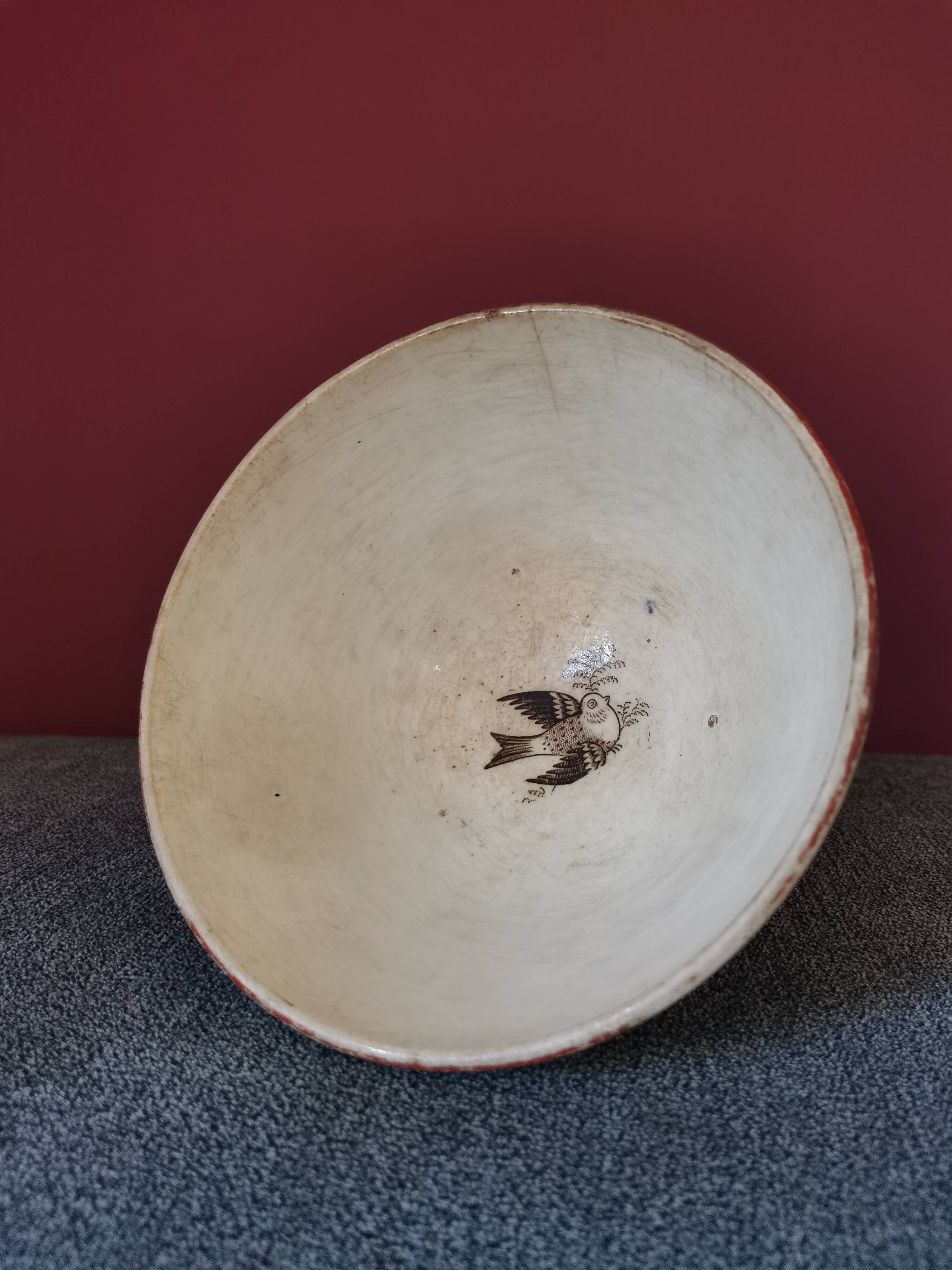 Old bowl Birds