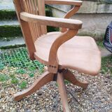 Fauteuil de bureau en bois ancien