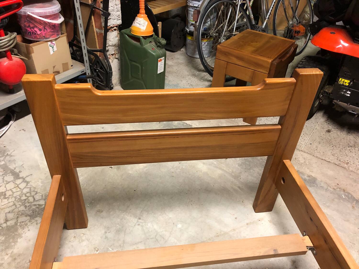 Maison Regain elm single bed