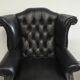 Fauteuil bergère chesterfield cuir noir