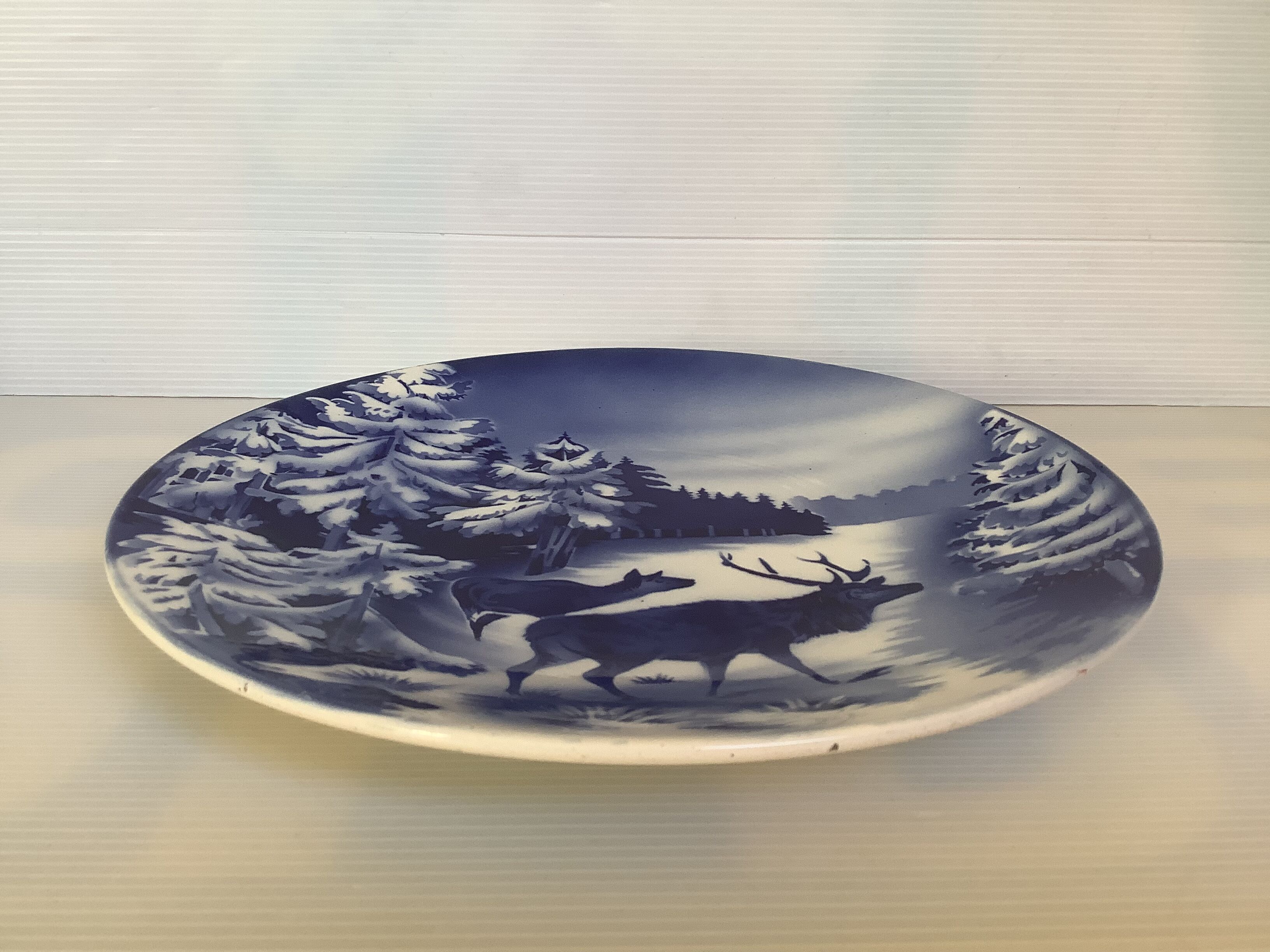 Old blue plate fir deer doe Villeroy and Boch