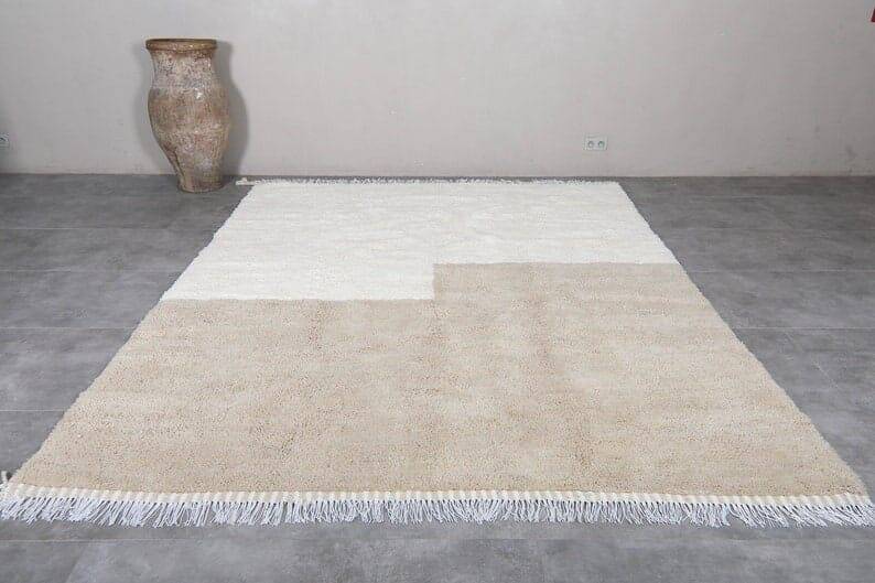 Handmade natural wool rug size 250x250 cm