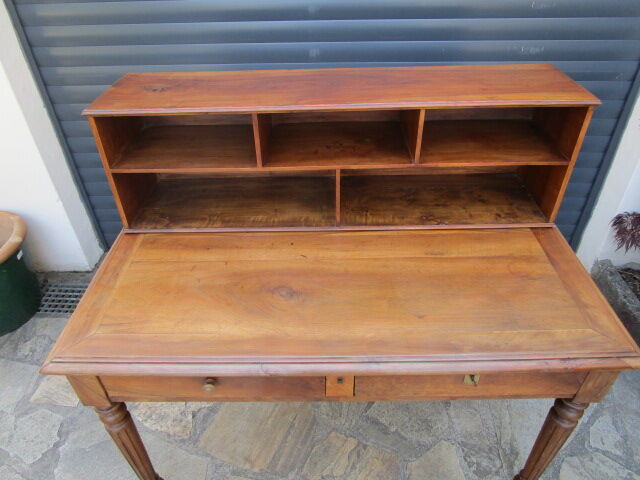 Old wooden stepped desk