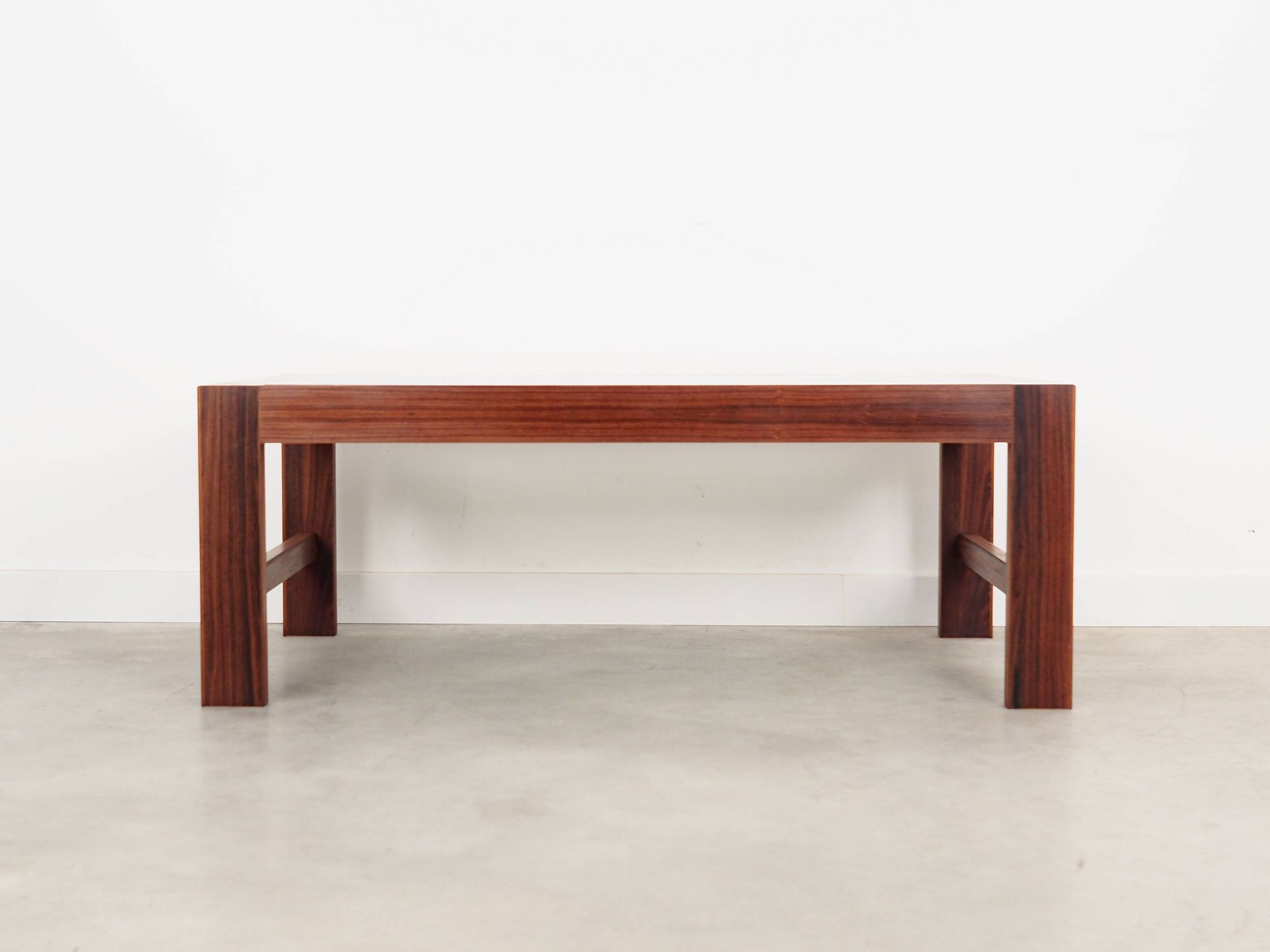 Banc en palissandre, design danois, années 1970, production : Danemark