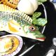 Assiette en Barbotine style 1970 Vallauris Poissons Étoile de Mer